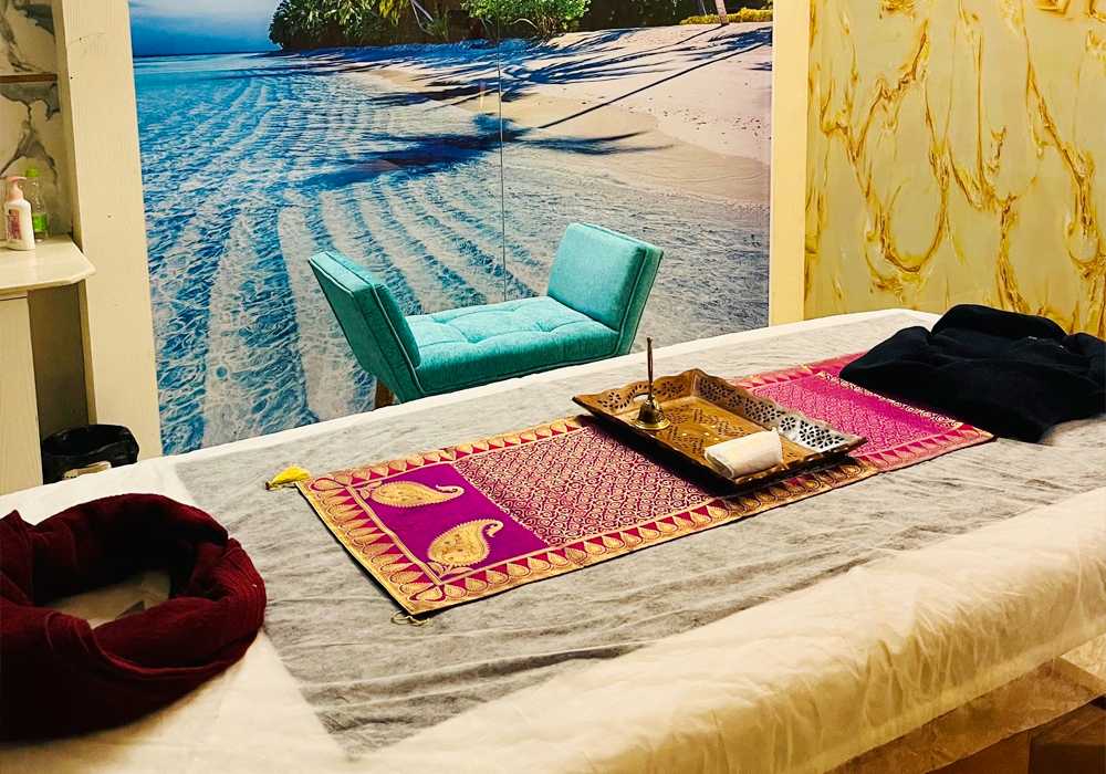 Best luxury spa in pitampura, delhi - Mirror Spa Pitampura