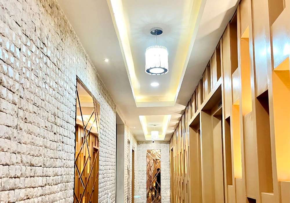 Best luxury spa in pitampura, delhi - Mirror Spa Pitampura