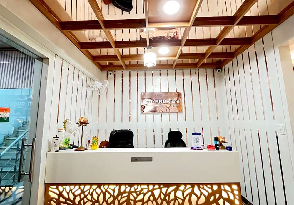 Best luxury spa in pitampura, delhi - Mirror Spa Pitampura